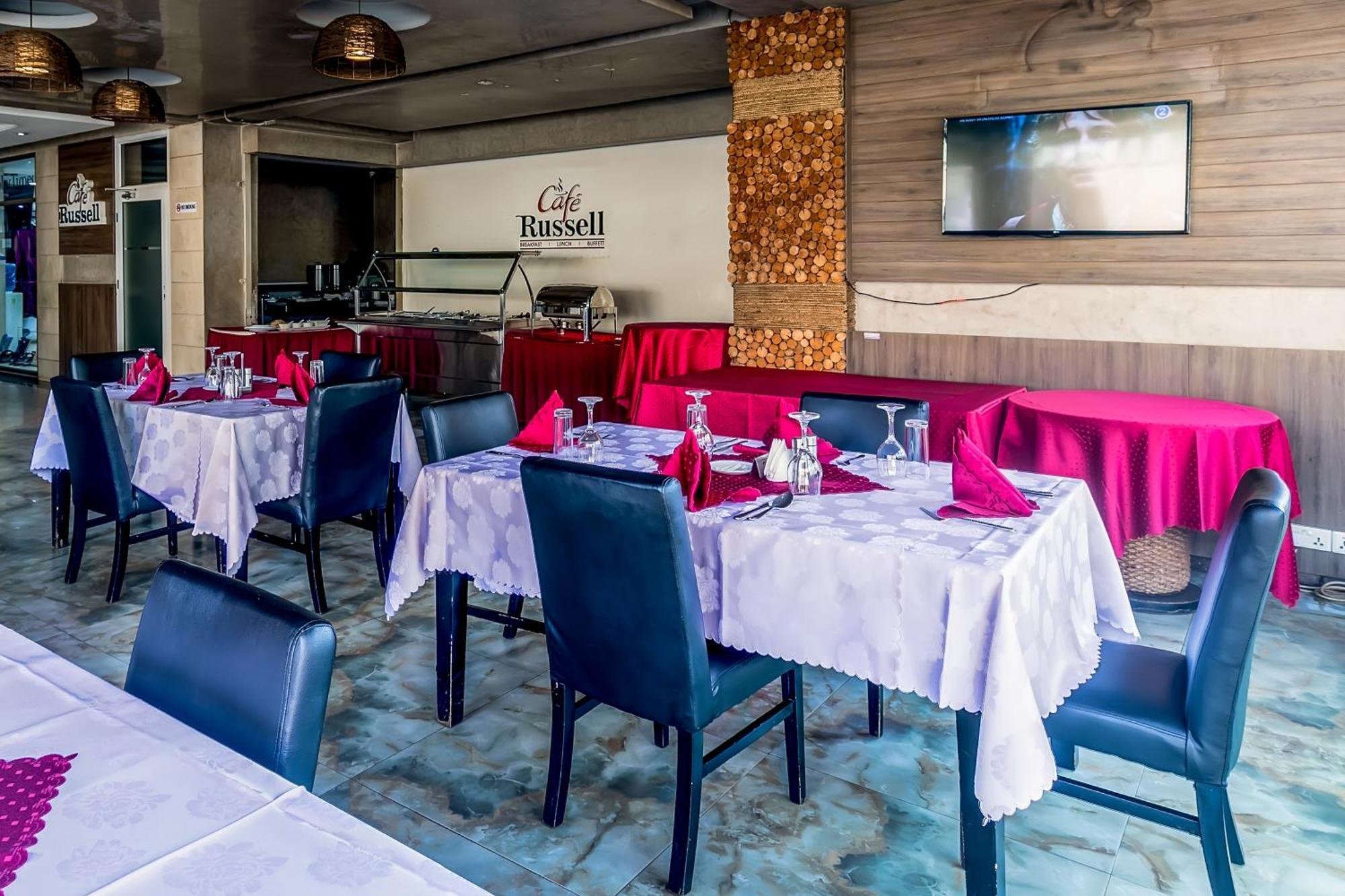 Russell Hotel Καμπάλα Εξωτερικό φωτογραφία