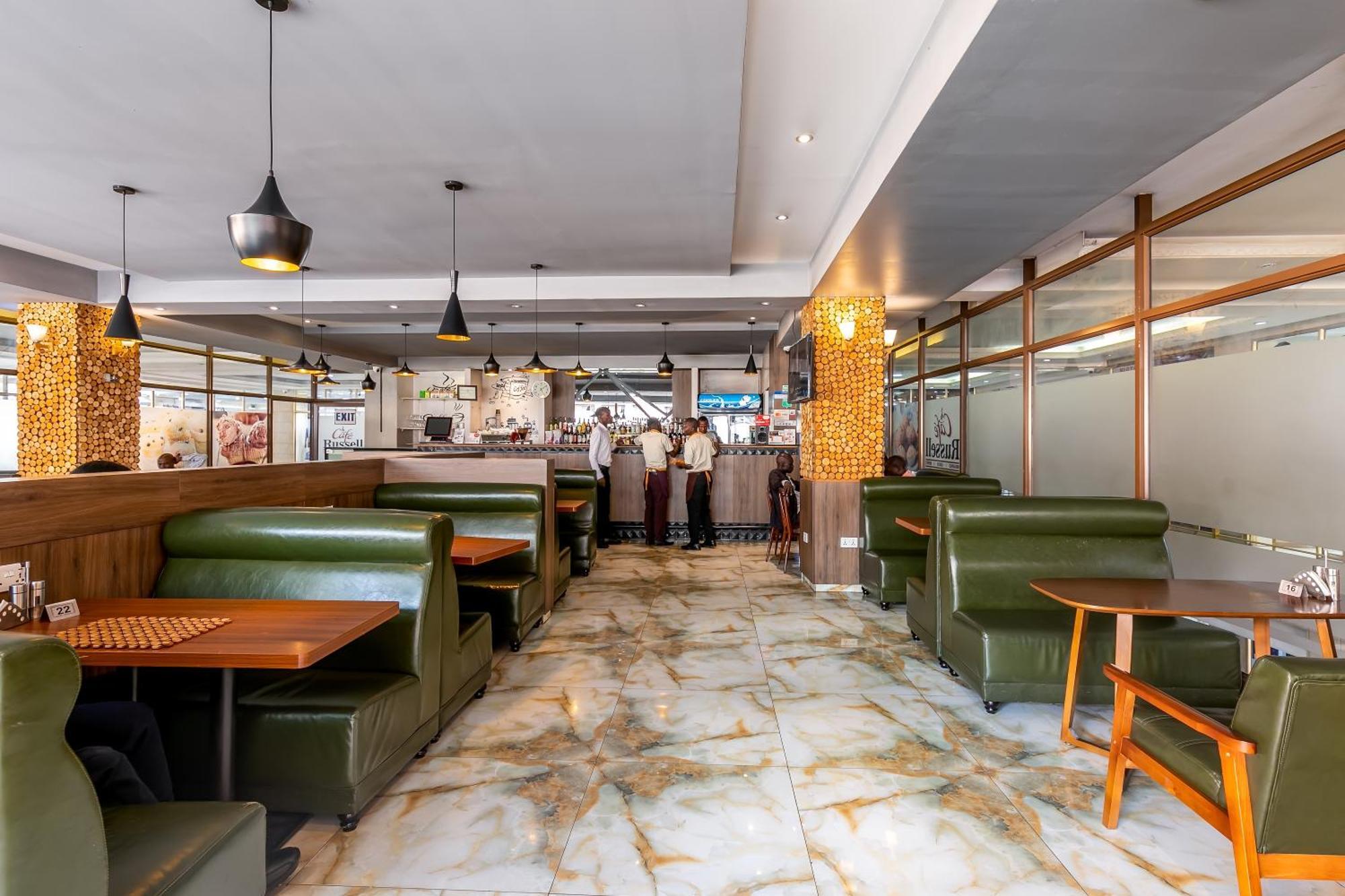 Russell Hotel Καμπάλα Εξωτερικό φωτογραφία