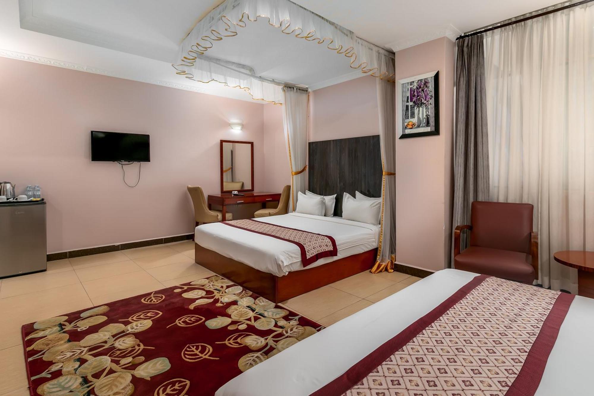 Russell Hotel Καμπάλα Εξωτερικό φωτογραφία