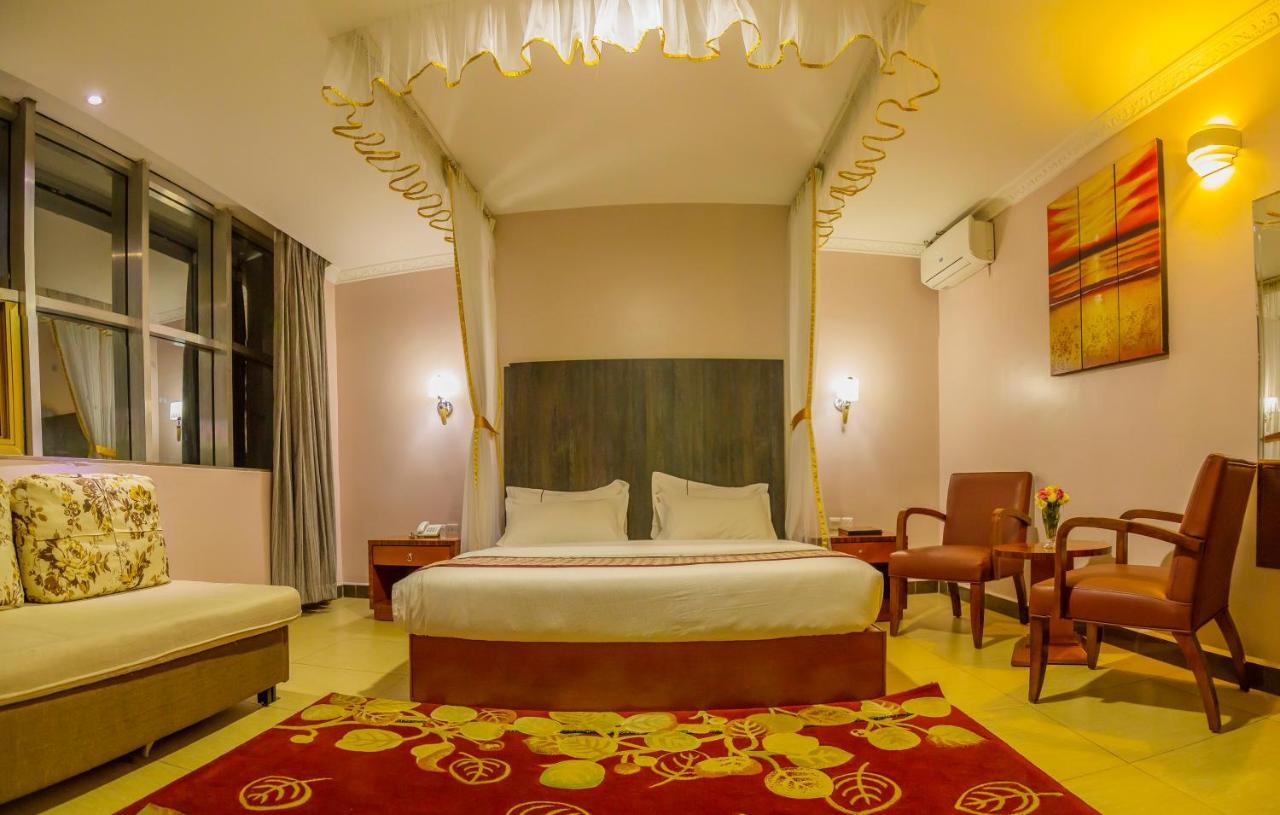 Russell Hotel Καμπάλα Εξωτερικό φωτογραφία