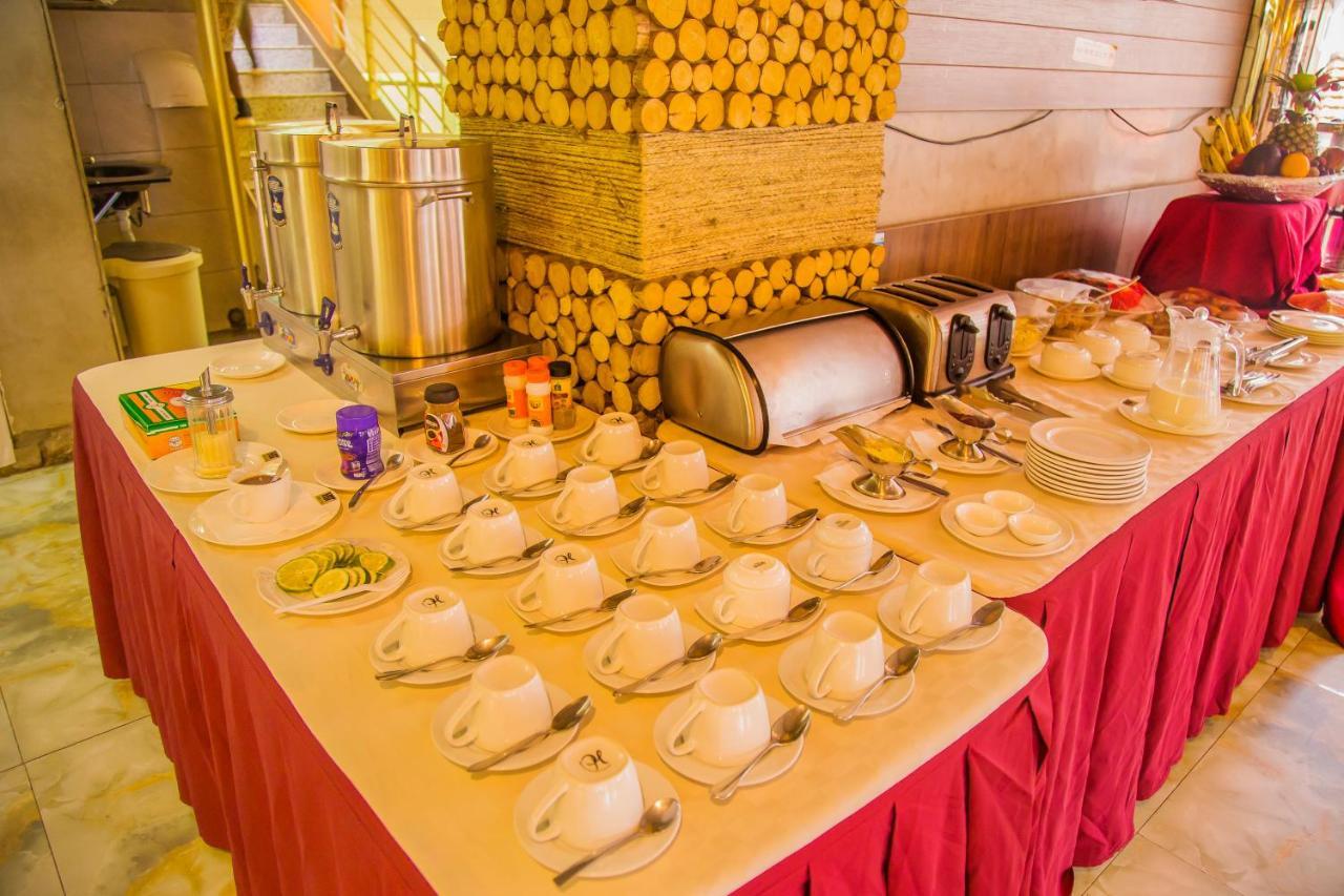Russell Hotel Καμπάλα Εξωτερικό φωτογραφία